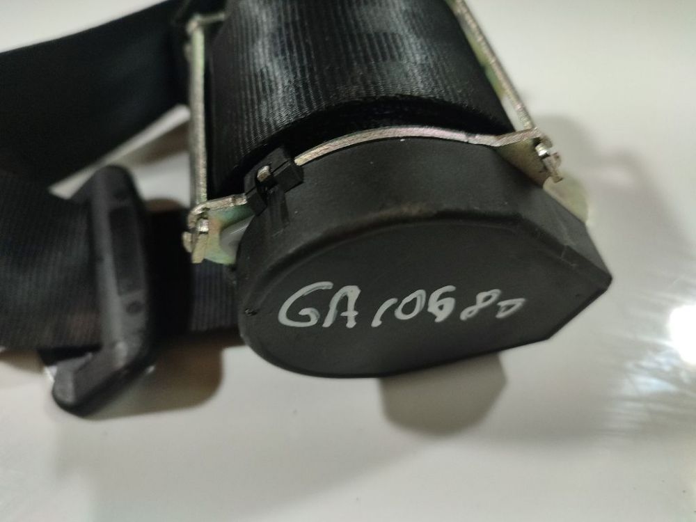 8375468 Citroen C4 2006 Pas bezpieczeństwa - TYLNE ŚRODEK - Thumbnail 2