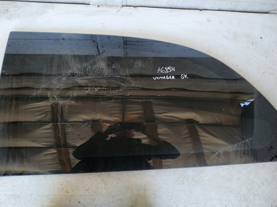 Chrysler Town Country  2006 Szyba okna ćwierćowego narożnego - TYLNE LEWE