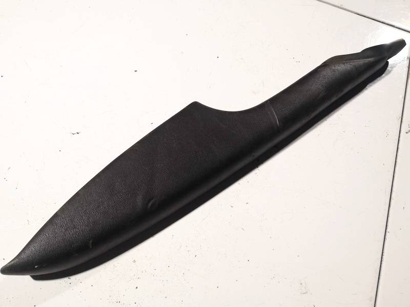 MN134441 Mazda Premacy 2001 PLASTICOS-Otros repuestos del interior