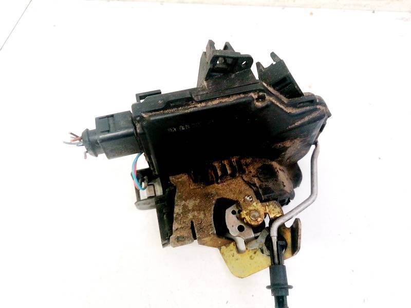 3B0837867 Volkswagen Passat 2000 Oven Lukko - TAKANA VASEMMALLA