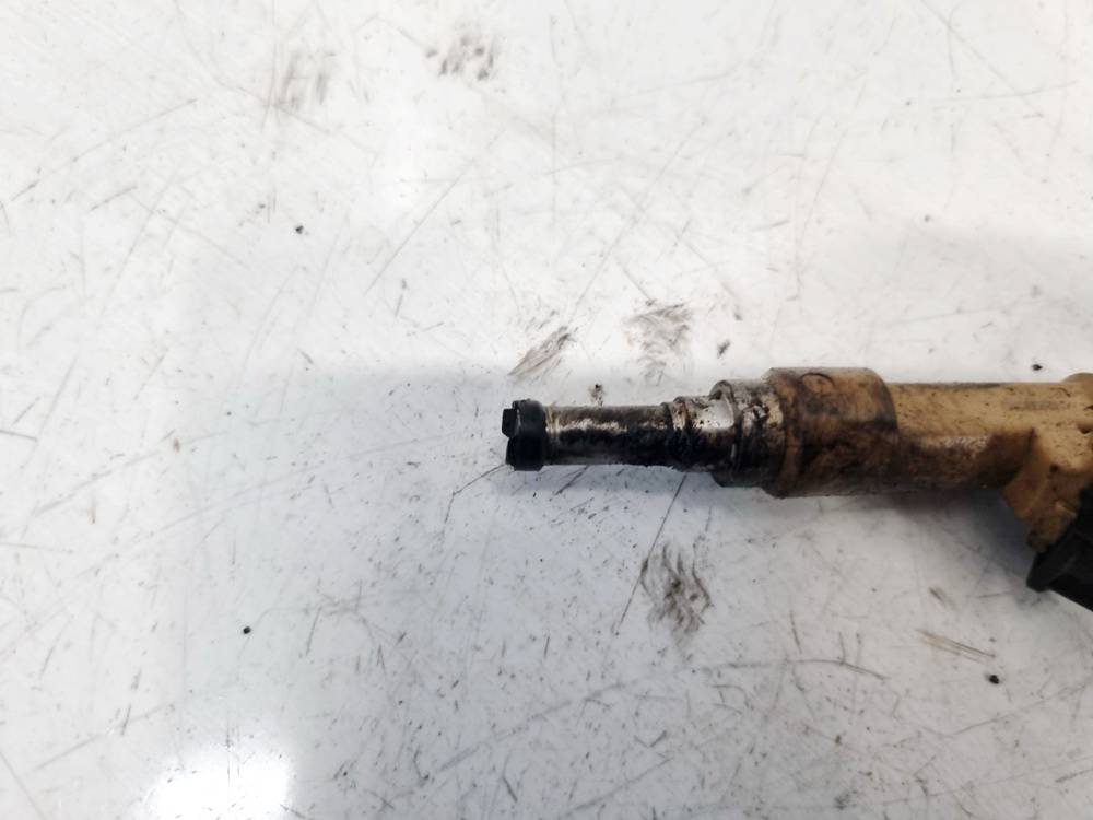 2325037010 Toyota Auris 2008 Fuel Injector - Thumbnail 2