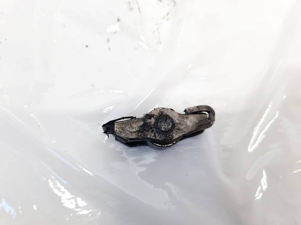 Fiat Punto 2010 Dźwignia zaworu (dźwignia popychacza zaworu, dźwignia popychacza).