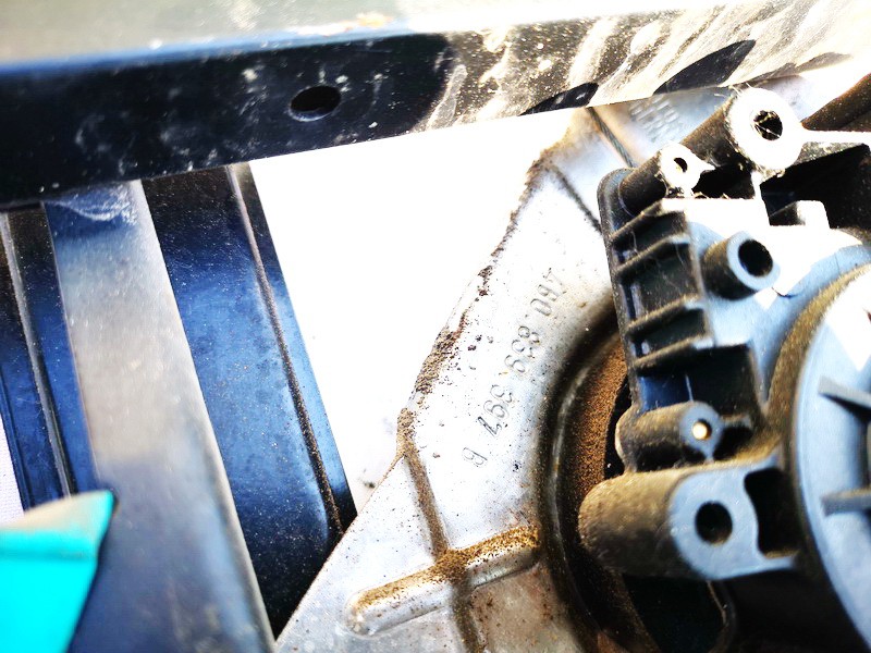 4B0839397B Audi A6 1998 Durvju loga pacēlājs - AIZMUGURE PA KREISI - Thumbnail 3