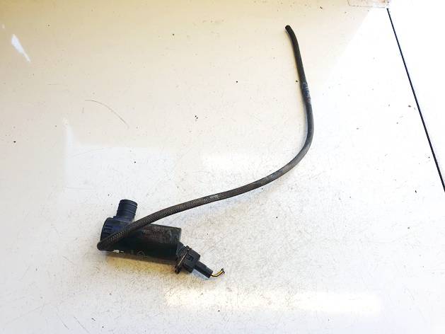 93BB17K624AA Ford Focus 2000 Windshield Windscreen Washer Pump - Thumbnail 2