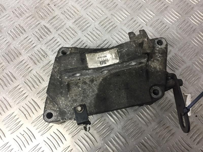 Opel Corsa 2008 Engine Mount Bracket and Gearbox Mount Bracket