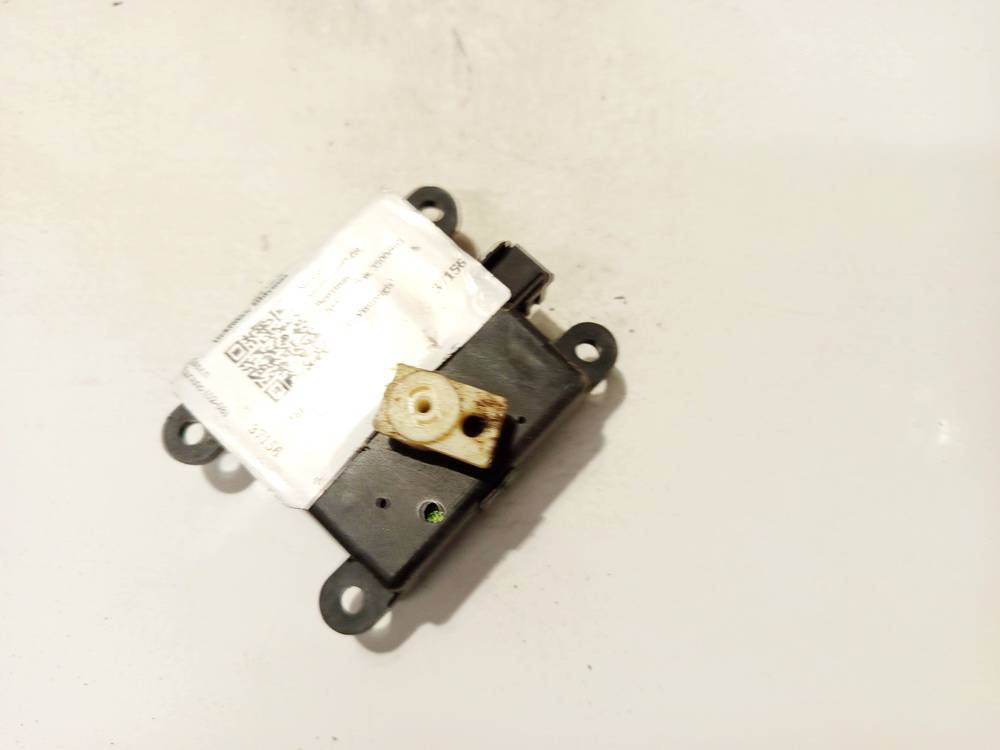 3K01030840 Nissan 350 Z 2004 Heater Vent Flap Control Actuator Motor - Thumbnail 2