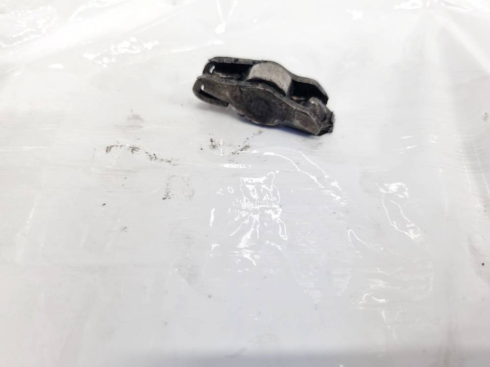 Fiat Punto 2010 Dźwignia zaworu (dźwignia popychacza zaworu, dźwignia popychacza). - Thumbnail 3