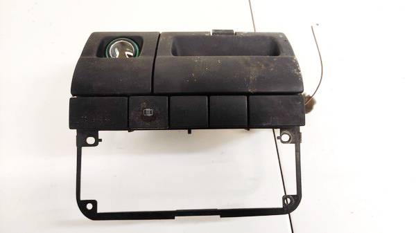 Volkswagen Golf III (1H1) Berlina 1.9 TDI (1Z(Euro 2)) TRIM STRIP 1995 1H1857305
