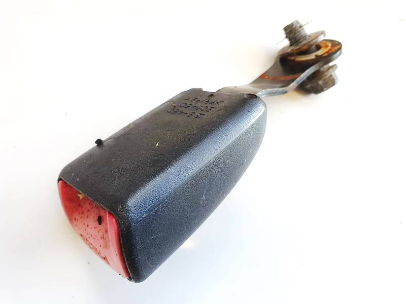 E034501 Toyota Corolla Verso 2004 Seat belt holder (Seat belt Buckle) - FRONT LEFT