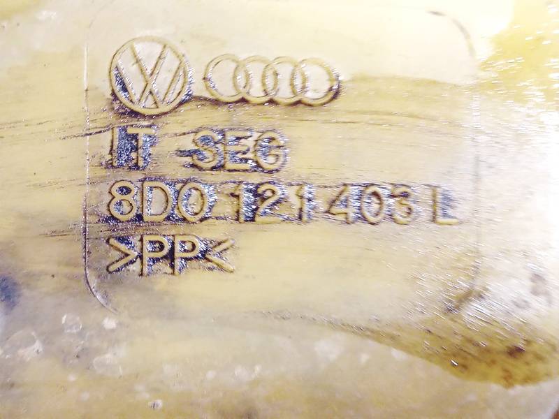 8D0121403L Audi A6 2000 Jäähdytysnesteen paisuntasäiliö - Thumbnail 3