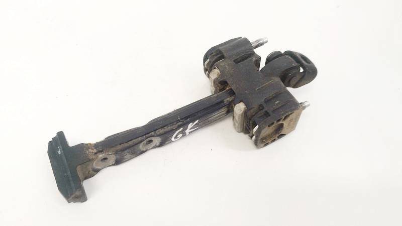 C8P5D Volvo V60 2015 кронштейны двери - задний левый