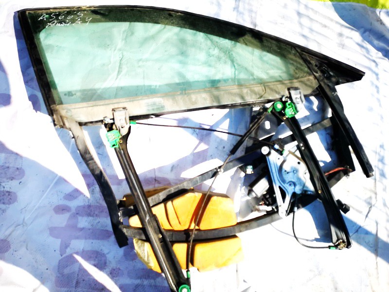 Audi A4 1995 Ościeżnica drzwi - PRZEDNIE PRAWE