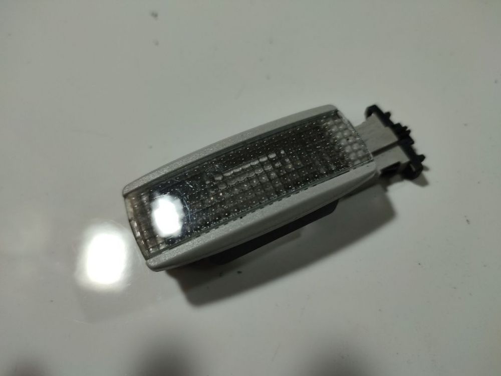 3B0947113 Seat Toledo 2005 Interior lighting