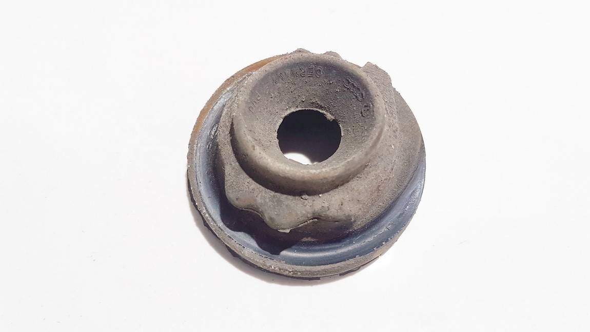 1J0512149B Volkswagen Bora 2002 Podpora sprężynowa