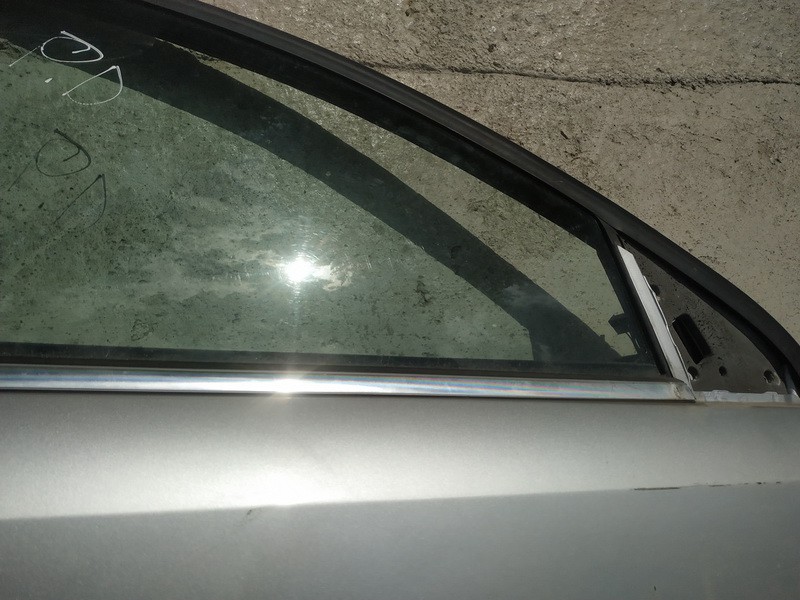 Opel Vectra 2004 Glass Trim Molding-weatherstripping - FRONT RIGHT - Thumbnail 3