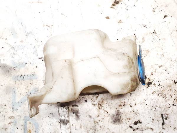 1J0955453N Volkswagen Golf 1999 Windshield Washer Reservoir tank (WASHER BOTTLE)