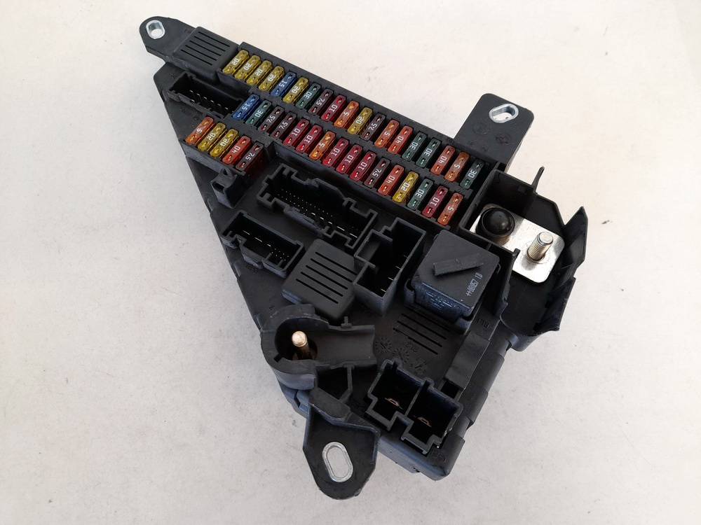 690661901 BMW 5-Series 2006 Fuse box - Thumbnail 3