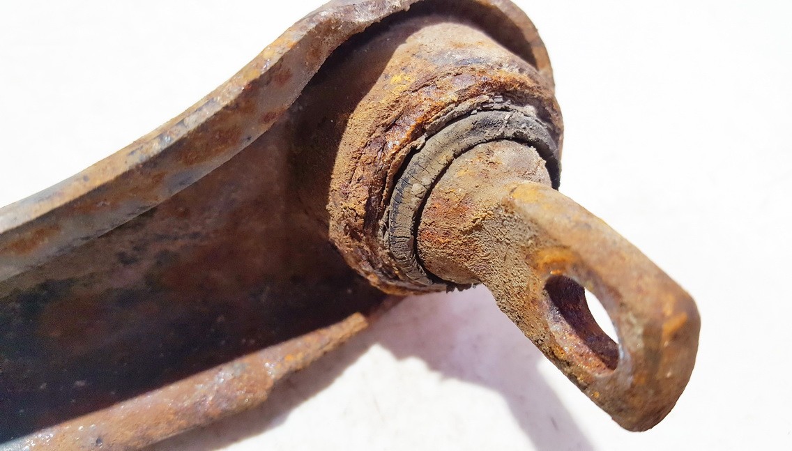 Mitsubishi Carisma 1998 Control Arm - REAR RIGHT - Thumbnail 2