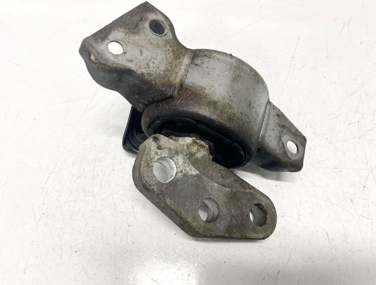 13130739 Chevrolet Captiva 2007 Variklio pagalves bei Greiciu dezes pagalves