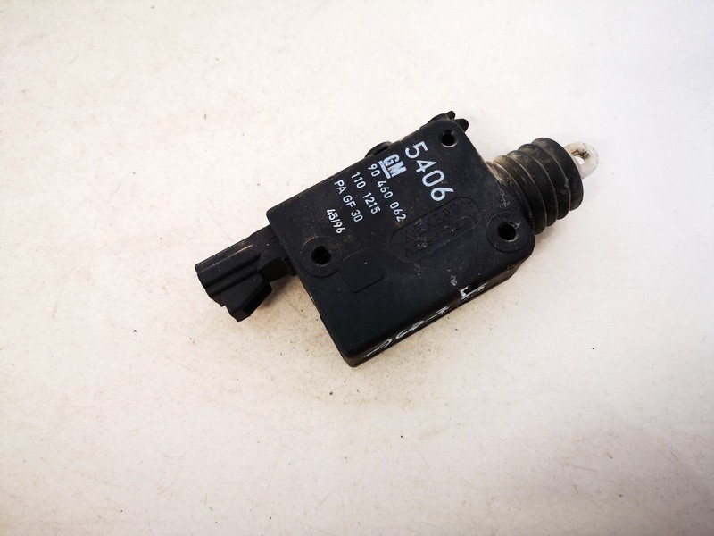 90460062 Opel Vectra 1996 Centrinio duru uzrakto varikliukas