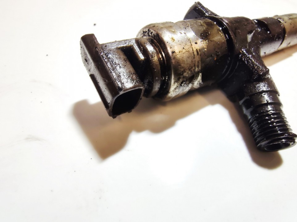 16613AA020 Subaru Legacy 2009 Polttoainesuutin - Thumbnail 3