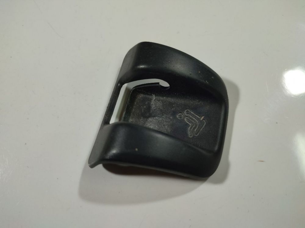 8P0887233 Audi A3 2007 Wykończenie wnętrza (plastikowe elementy)