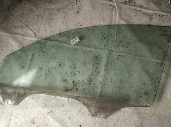 AS2 Volkswagen Passat 2001 Door-Drop Glass - FRONT LEFT