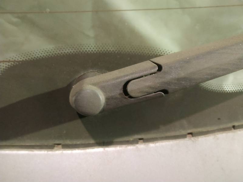 Citroen C5 2006 Galinio lango valytuvu varikliukas G.