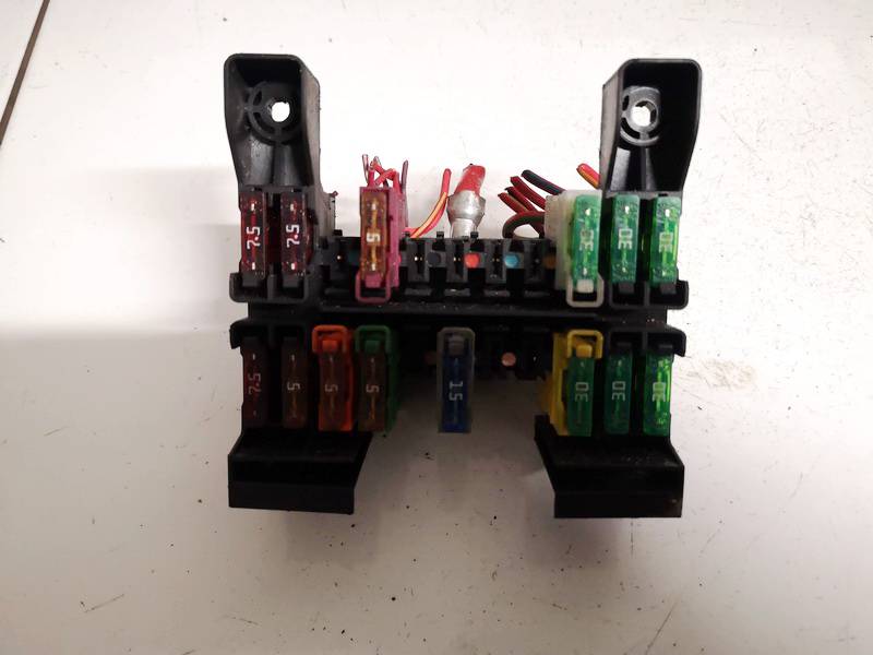 2115450301 Mercedes-Benz S-CLASS 2007 Fuse box