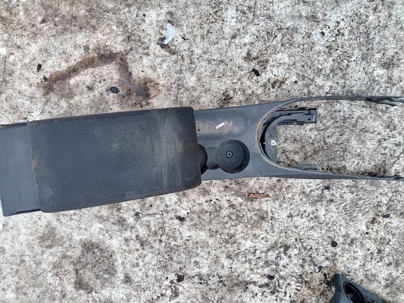 1T0863071 Volkswagen Touran 2005 Seat Armrest