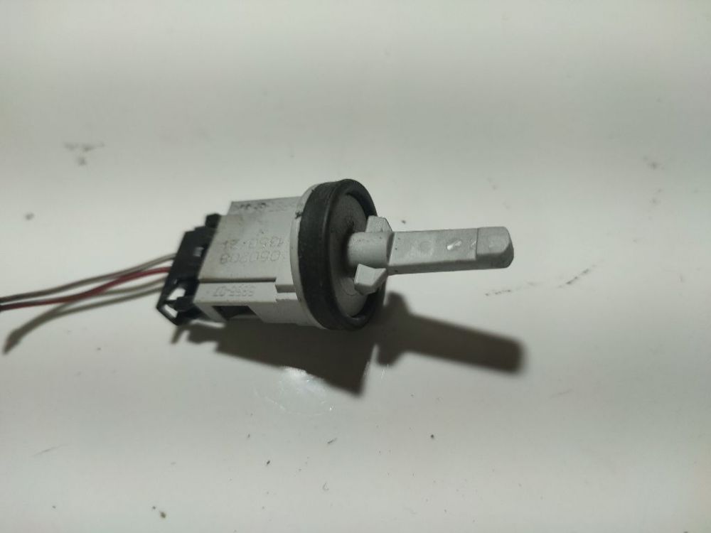 050208 Skoda Octavia 2008 Intake Air Temperature Sensor (Cabin Air Temperatur) - Thumbnail 2