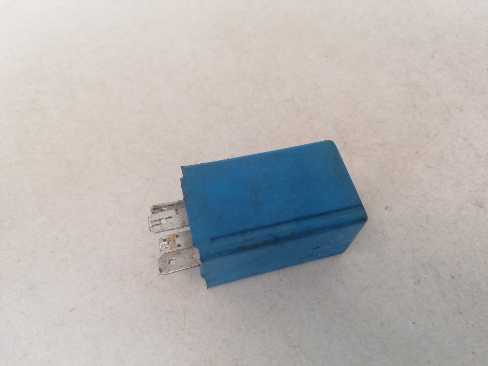 4DW00463905 4DW00463905, A71425 Relay module Renault Master 2005 2.5L