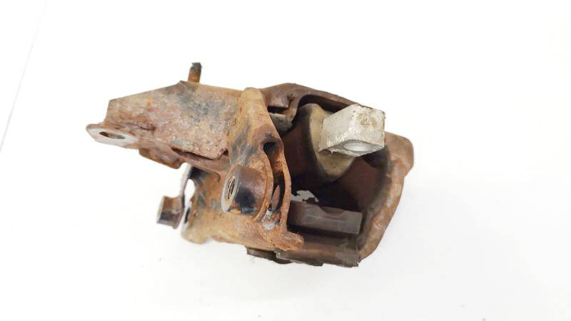 USEED Volkswagen Polo 2009 Engine Mounting and Transmission Mount (Engine support)