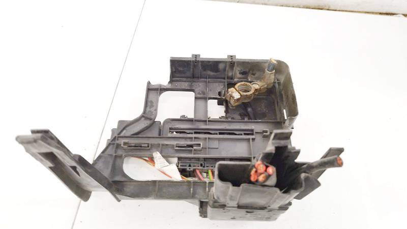 USEED Volkswagen Polo 2009 Fuse box - Thumbnail 2