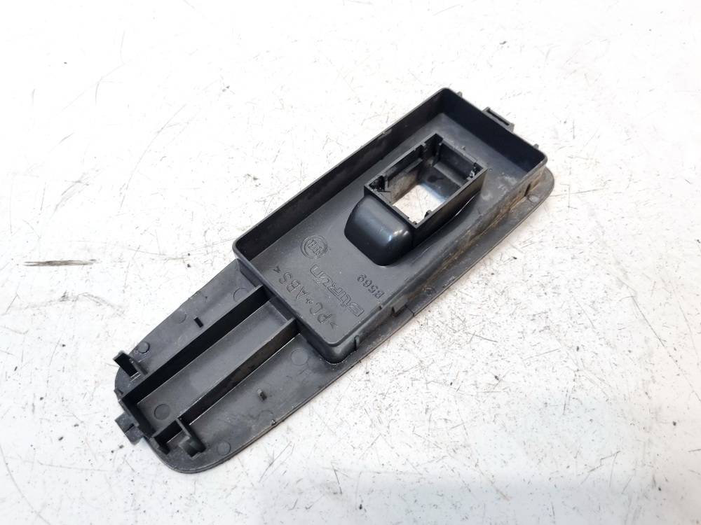 B569 Citroen Jumper 2008 Window Switch Control Bezel (Trim) - Thumbnail 3