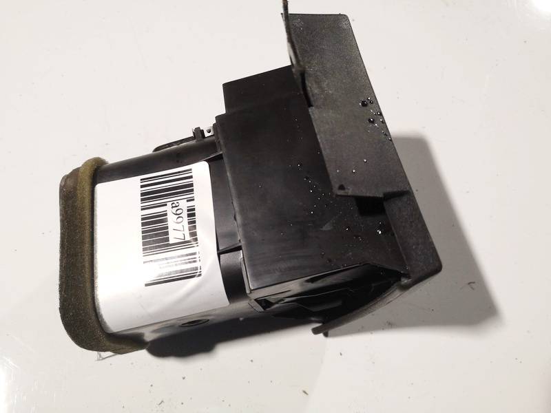 Opel Astra 2002 Wloty powietrza do kabiny - Thumbnail 2