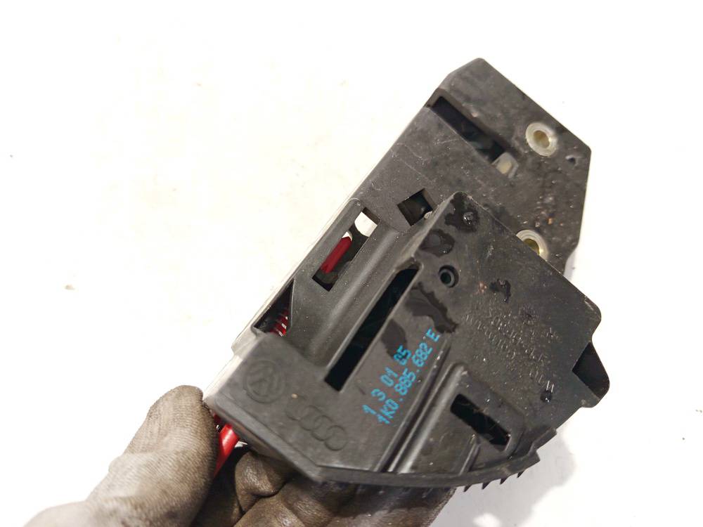 1K0885682E Volkswagen Golf 2005 Seat Lock Latch assembly - Thumbnail 3