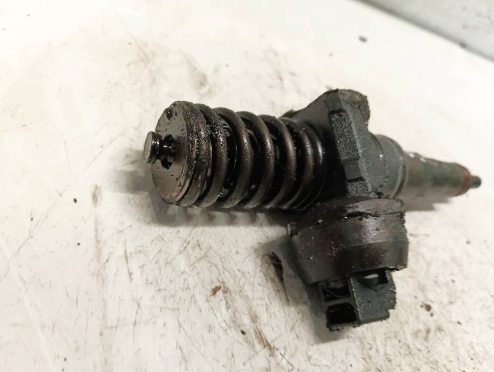 038130073BN Skoda Fabia 2010 Polttoainesuutin - Thumbnail 2