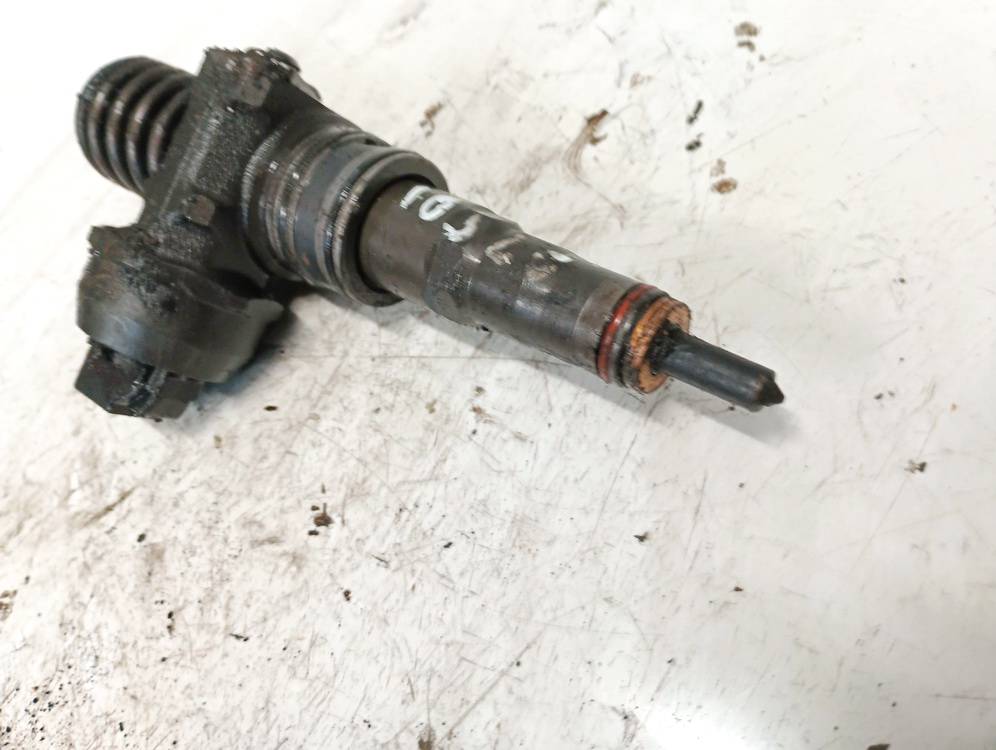 038130073BN Skoda Fabia 2010 Polttoainesuutin - Thumbnail 3