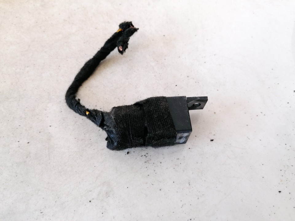 NVF42CZ30A Volkswagen Golf 2010 Przekaźnik