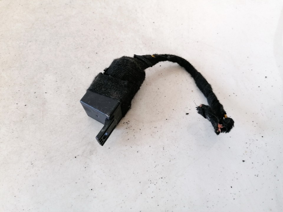 NVF42CZ30A Volkswagen Golf 2010 Relay module - Thumbnail 2