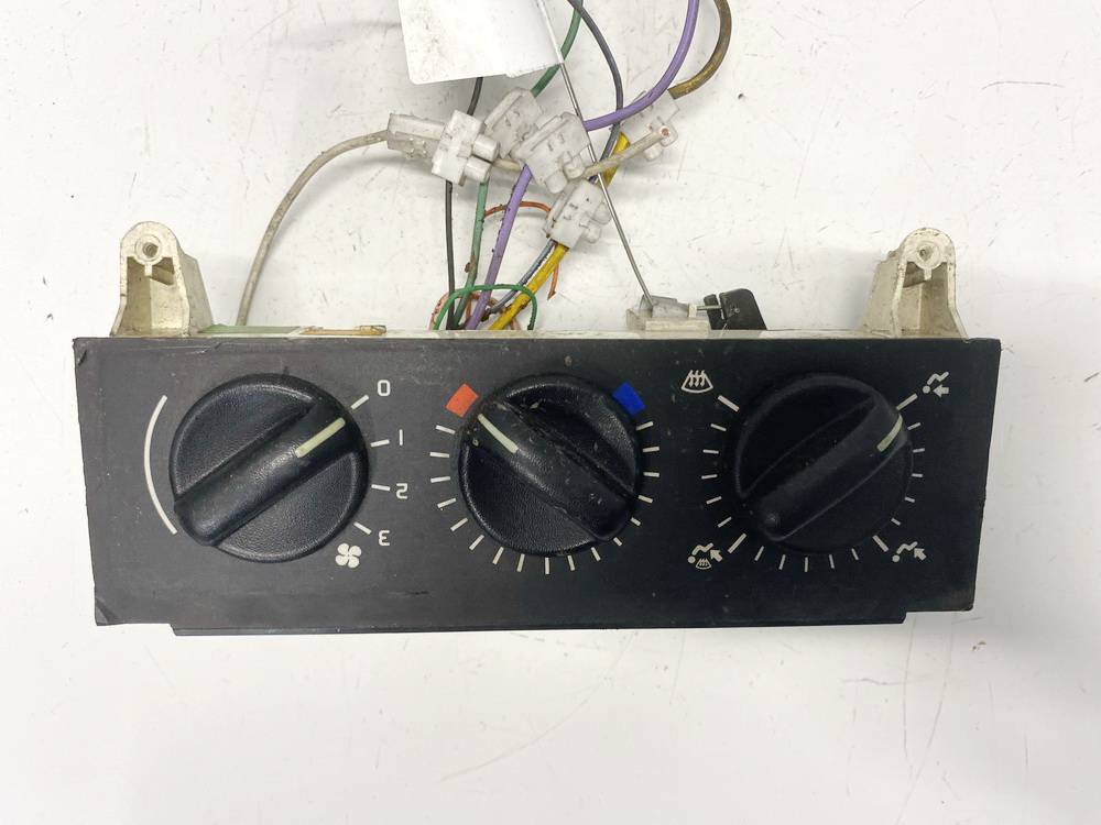 A362511790 Renault Kangoo 2007 Panel sterowania klimatyzacją (przełączniki ogrzewania)