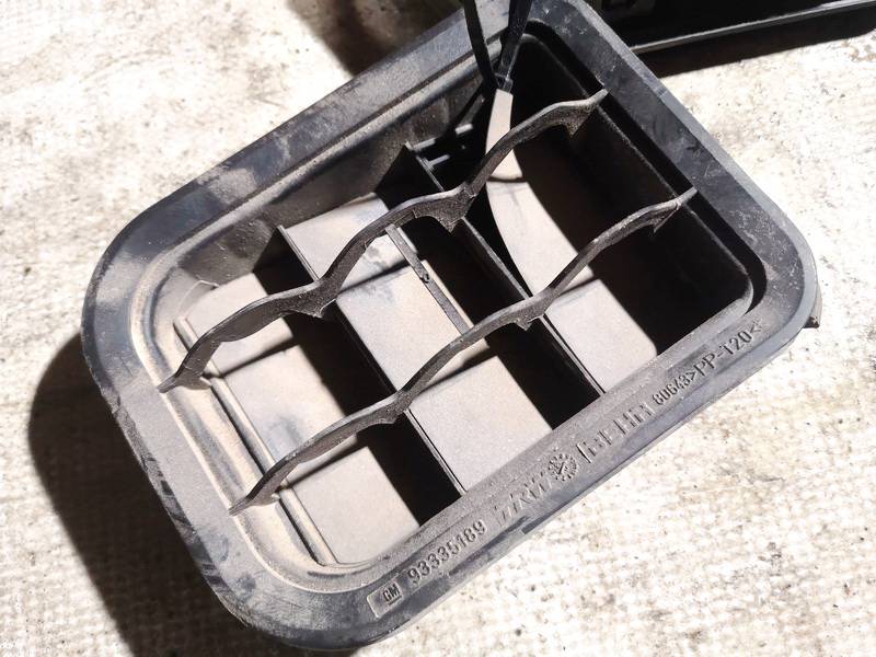 93335189 Opel Meriva 2005 Обогревательный канал