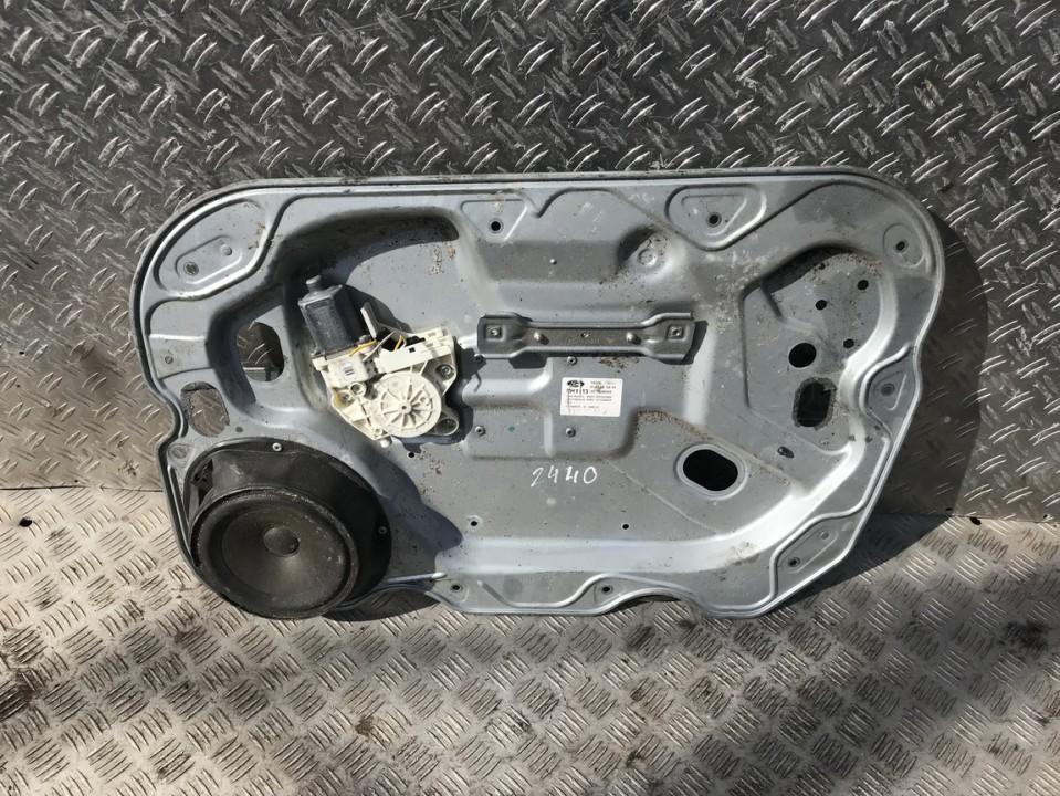 4M51A203A28BK Ford Focus 2007 Durvju loga pacēlājs - PRIEKŠA PA KREISI