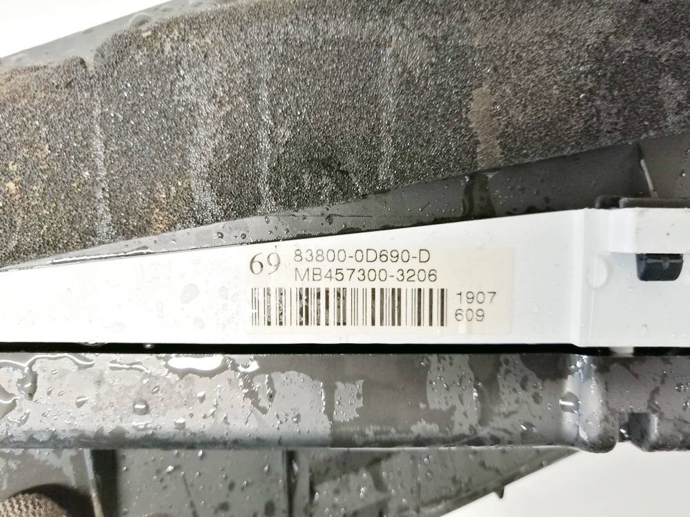 838000D690D Toyota Yaris 2007 Spidometras - prietaisu skydelis - Thumbnail 3