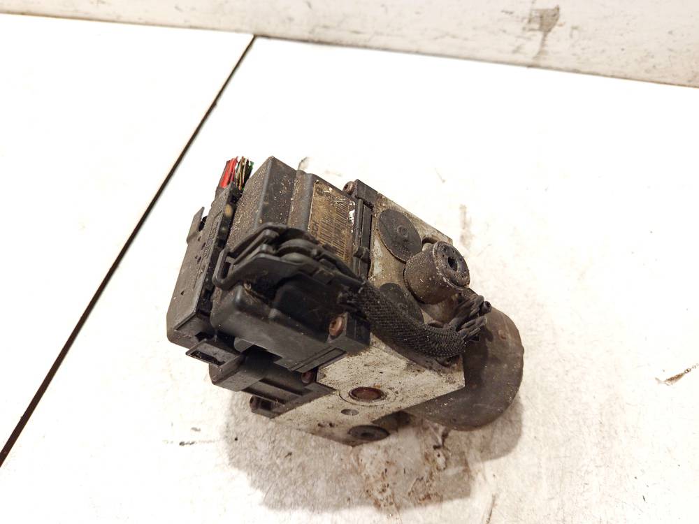 0265216559 Volkswagen Passat 1997 ABS Unit (ABS Brake Pump)