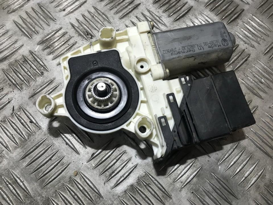 1J4959811C Volkswagen Golf 2001 Window Motor - REAR LEFT