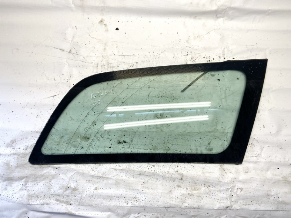 43R00049 Citroen C5 2005 Corner quarter window glass - REAR RIGHT