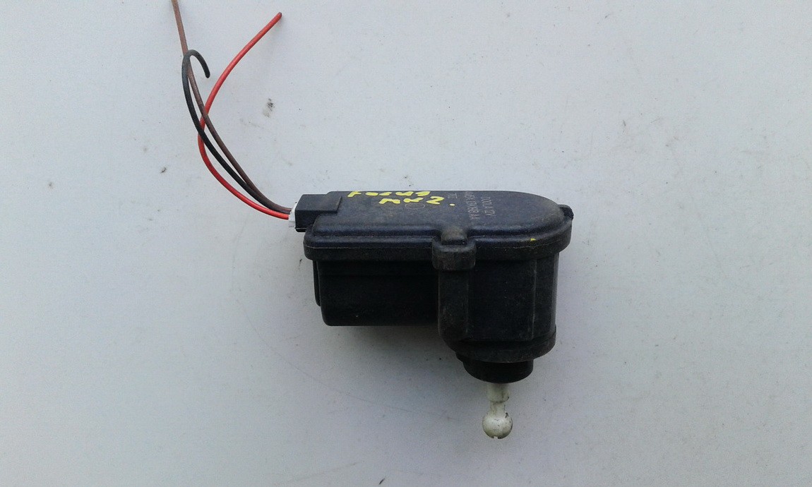 4M5X13K198AA Ford Focus 2006 Zibinto aukscio reguliatorius (korektorius)