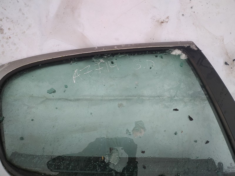 Peugeot 206 2001 Боковое окно - задний правый - Thumbnail 3